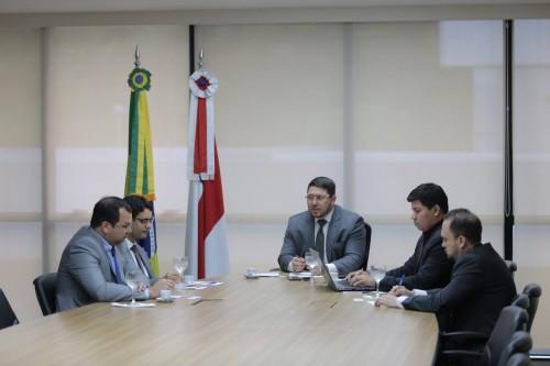 Estado propõe desburocratizar informação e transparência na Susam aos órgãos fiscalizadores