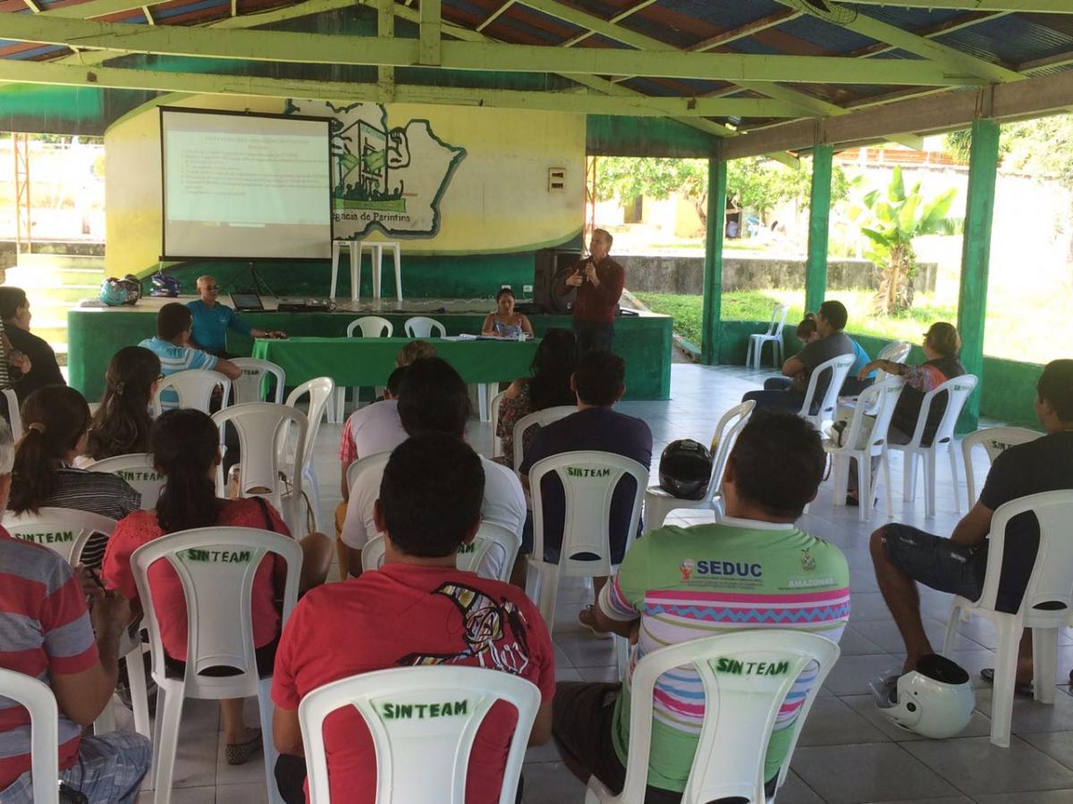 Estado negocia dívida do plano de saúde dos servidores da educação