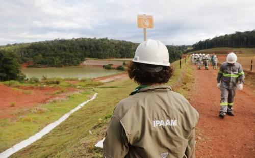 Órgãos ambientais e de controle fiscalizam barragens de mineração no Amazonas