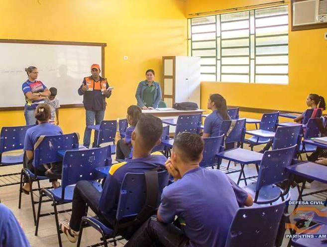 Defesa Civil deve usar prédios públicos para abrigar vítimas da cheia