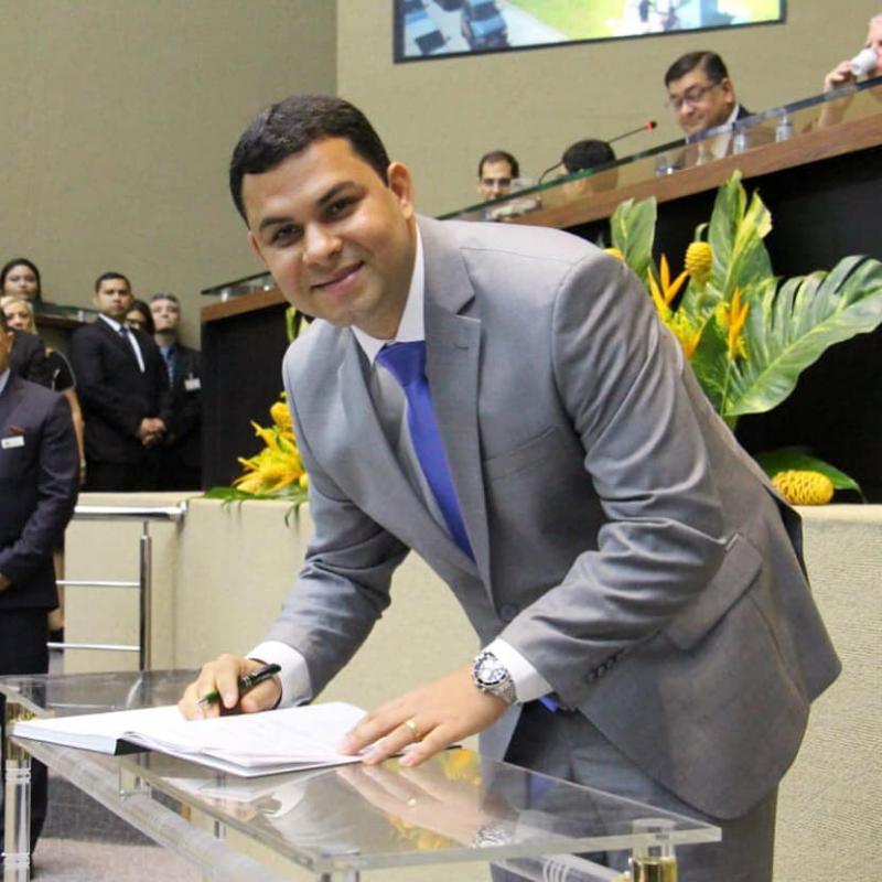 Saullo tem movimentação bancária suspeita e TRE quebra sigilo