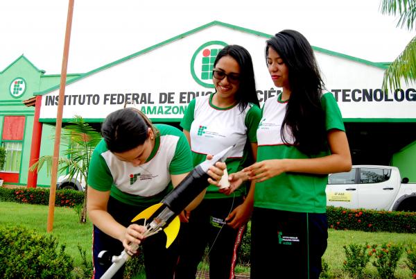 Alunas do Ifam Parintins participam pelo terceiro ano da Jornada Brasileira de Foguetes