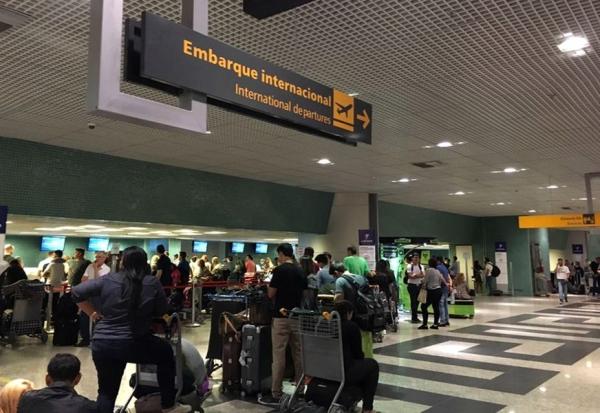 Ameaça de furacão nos EUA cancela voos de Manaus para Miami  Ameaça de furacão nos EUA cancela voos de Manaus para Miami