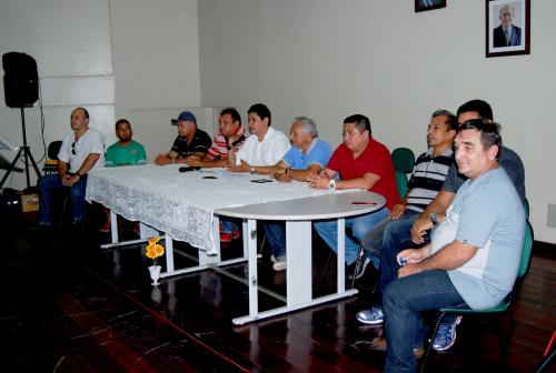 Bi Garcia participa de mobilização política e anuncia frente ampla com 15 partidos 