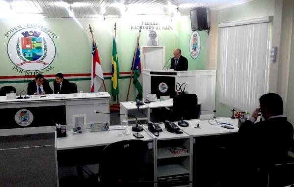 Câmara de Parintins julga e desaprova à revelia contas de Alexandre da Carbrás