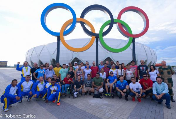 Comitê Organizador Manaus 2016 reúne condutores da tocha para conhecer os Espetaculares de Manaus