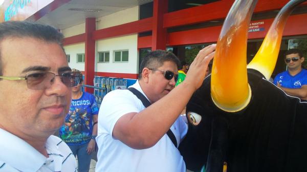 David Assayag afirma que motivo para sair do Caprichoso pode ser questões políticas 