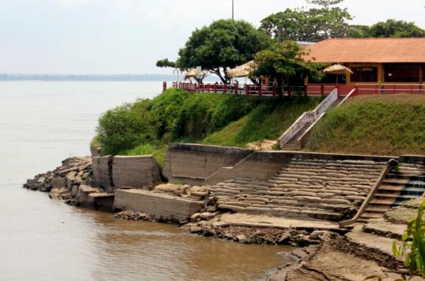 De governo a governo, orlas aguardam investimentos