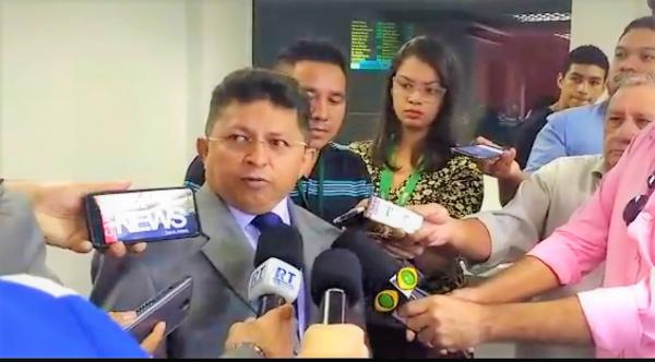 Deputado Sinésio Campos pede suspensão da taxa de inspeção do Detran