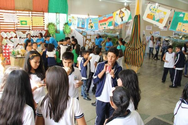 Escolas do ensino médio do Amazonas terão tempo integral como apoio do Mec