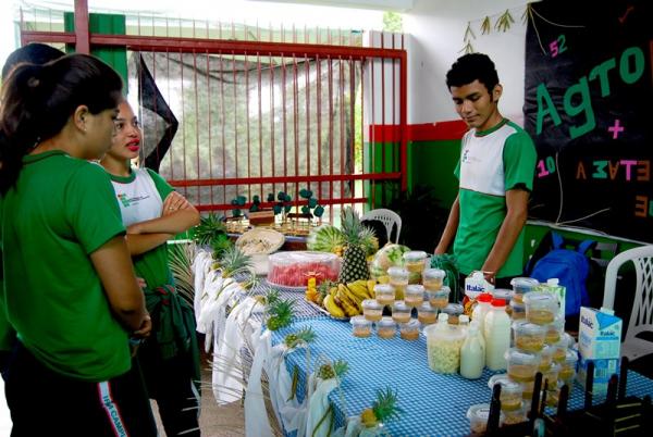 Ifam Parintins mostra produção técnica na Semana Nacional de Ciência e Tecnologia 2017