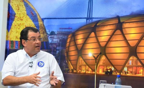 “Interromper políticas públicas é um crime”, diz Eduardo Braga “Interromper políticas públicas é um crime”, diz Eduardo Braga