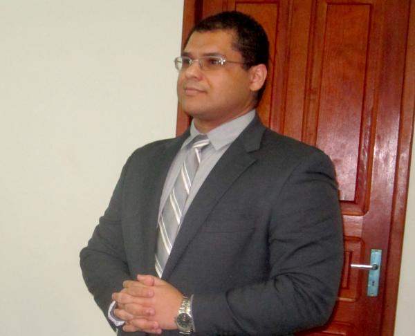 Juiz mantém silêncio sobre processos de reintegração de posse