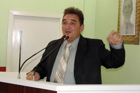 Maildson Fonseca critica ausência de programas sociais para afastar jovens da criminalidade Maildson Fonseca critica ausência de programas sociais para afastar jovens da criminalidade