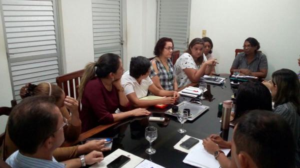 Auditores do Governo Federal fiscalizam Secretaria de Saúde de Parintins referente a 2016