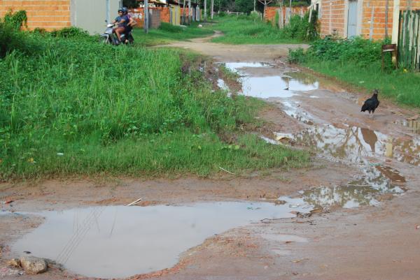 Moradores do Pascoal Alaggio mudam de bairro por causa do abandono da prefeitura