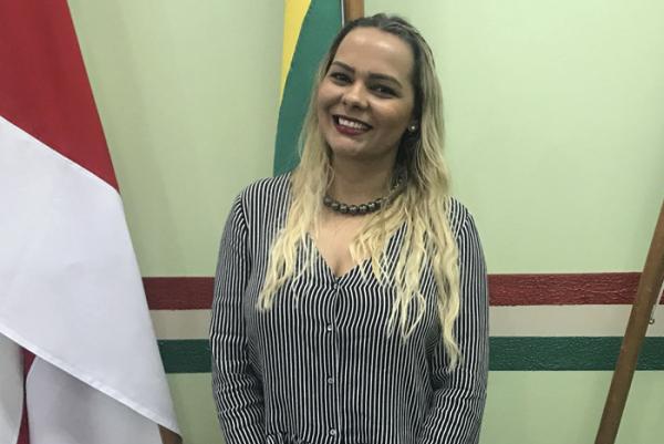 Nêga apresenta projeto de lei para atender mulheres vítimas de violência doméstica e sexual