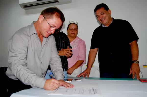 Novo secretário vai buscar parcerias para implantar UTI e centro de traumatologia em Parintins 