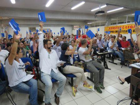 Professores da Ufam aprovam proposta de saída unificada nacional da greve