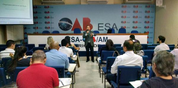 Promotor de Justiça do MP-AM palestra na OAB em curso de Direito do Consumidor 