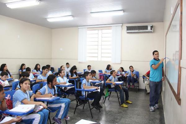 SEDUC convoca 17 professores do Processo Seletivo para a capital SEDUC convoca 17 professores do Processo Seletivo para a capital