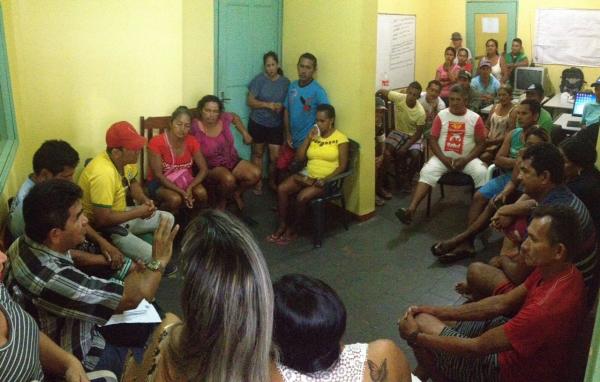 Sempa e Vigilância Sanitária orientam feirantes do estacionamento do Mercado Central