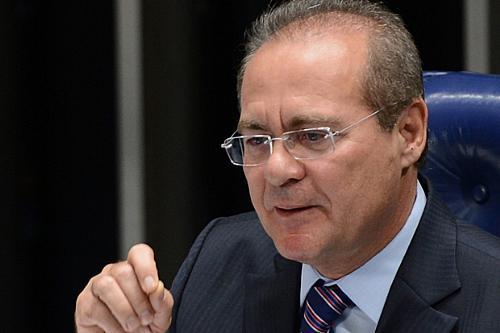 Senado mantém processo de impeachment e Renan ignora presidente da Câmara