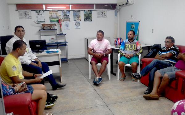 Sindcarga consegue liberação de novas concessões para carros de frete junto a EMTT