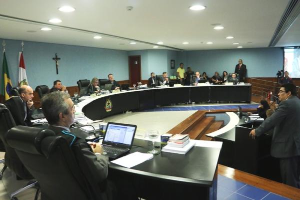 TCE multa ex-gestores da Superintendência Estadual de Navegação em R$ 431 mil