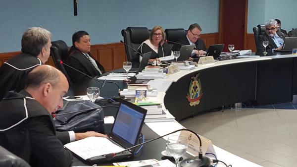 TCE nega cautelar do MPC e Governo do Estado pode continuar com cirurgias TCE nega cautelar do MPC e Governo do Estado pode continuar com cirurgias