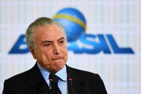 Temer deve gastar R$ 12 bilhões para se livrar de denúncia da PGR Temer deve gastar R$ 12 bilhões para se livrar de denúncia da PGR
