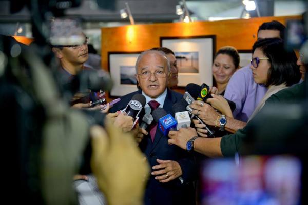 TRE-AM cassa pela segunda vez  José Melo e Henrique Oliveira 