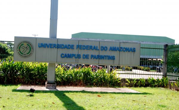 Ufam Parintins debate sobre experiência profissional e novas formas de produzir jornalismo