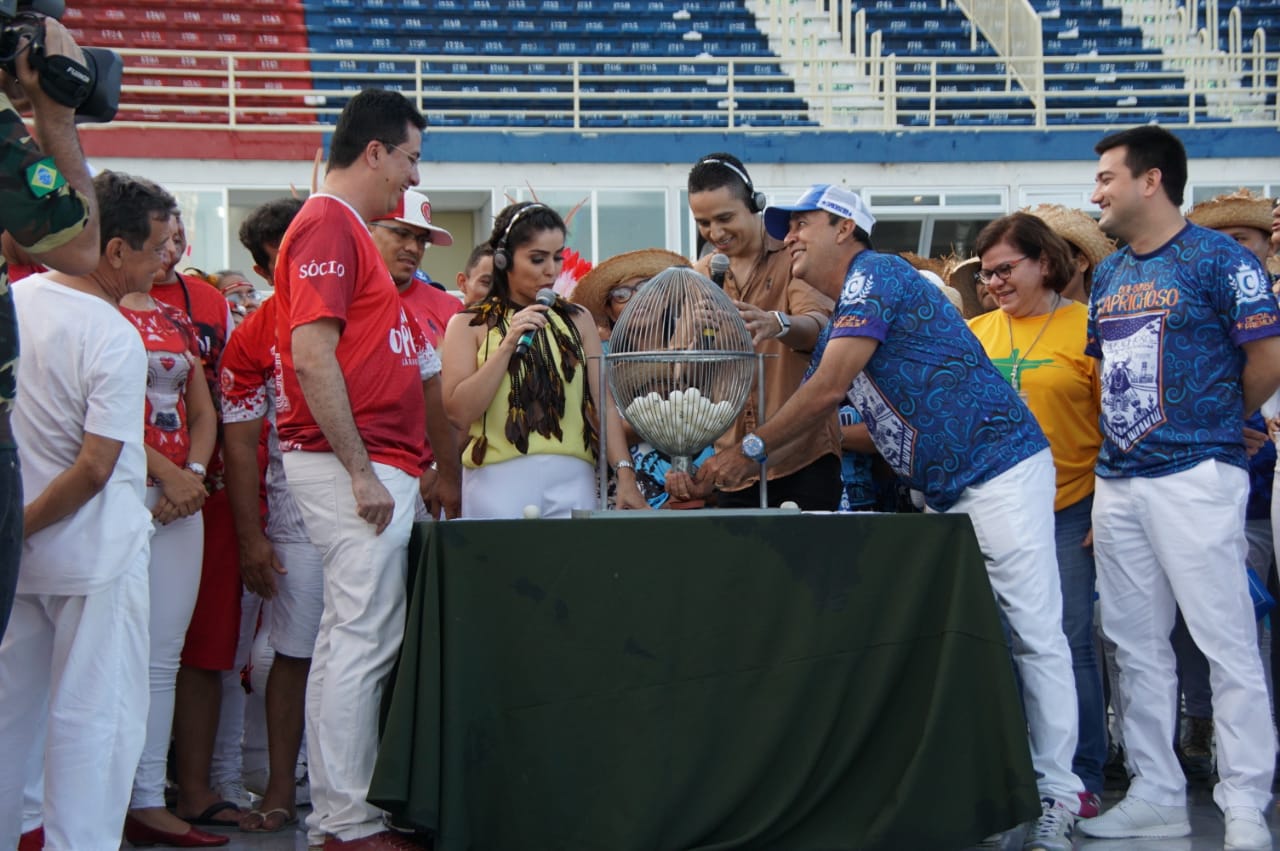 Sorteio da ordem de apresenta&ccedil;&atilde;o de Garantido e Caprichoso (2)